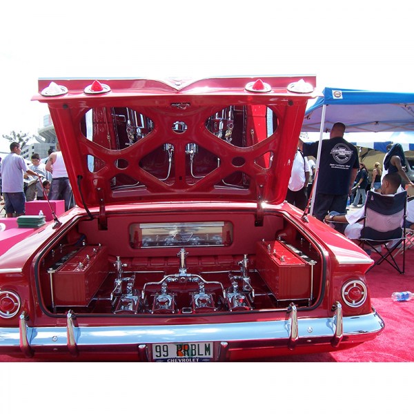 1961 IMPALA trunk (1)